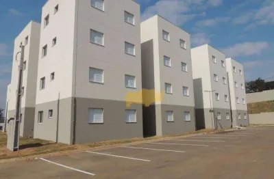 Apartamento novo com 2 dormitórios, sala, cozinha e wc. 1 vaga de garagem.