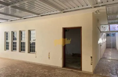 Aluga-se esta casa para ser utilizada  seu próximo negócio. localização estratégica para fins comerciais.