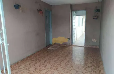 Casa no alto do santana  2 quartos + edícula - oportunidade de négócio.