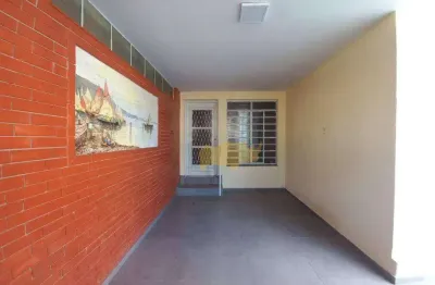 Casa com 3 quartos para alugar na Avenida 6, Centro, Rio Claro