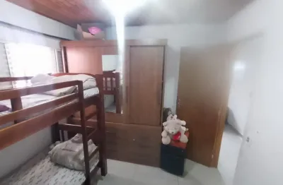 Casa à venda na Rua Clóvis da Silva Pereira, 58, Capão Redondo, São Paulo