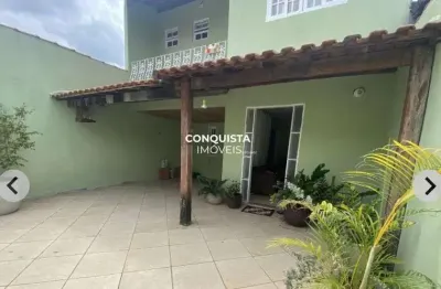 Casa à venda no volta grande iv em volta redonda com 3 quartos e suíte