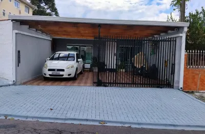 Excelente Casa no Alto Boqueirão – Conforto e Sofisticação! Com Piscina, Possibilidade de Financiamento