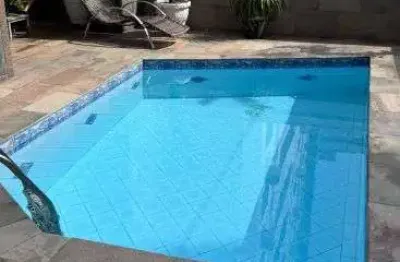 Aptº 1 dormitório - 51m² - sacada e vista livre - piscina - 150mts da praia - local valorizado - top