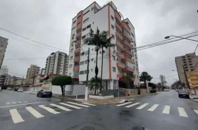 Apartamento amplo c/sacada - 55m² - vista livre pra rua - piscina - apenas 300mts da praia - top!!!!