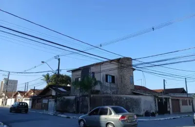 Casa sobrado - 4 dts (1 suíte) - ampla sala 2 ambientes - 3 vagas - local privilegiado - vila tupi!