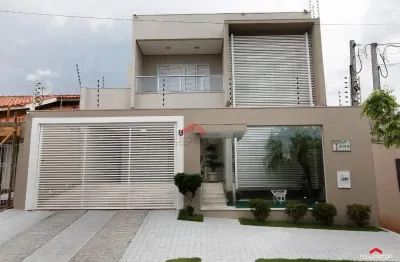 Sobrado com uma excelente localização, na rua 21 de abril, nº 2044, próximo ao sesi/senac.