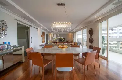 He gold, localizado no alto da lapa. um imóvel que reúne amplitude, design, conforto elegância e to