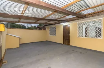 Casa com 3 quartos para alugar na Rua José Antônio Leprevost, 1550, Santa Cândida, Curitiba