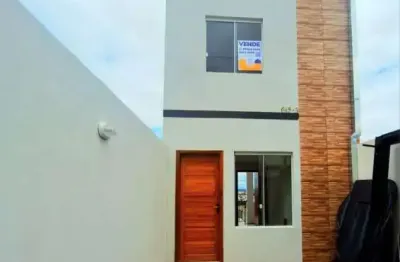 Sobrado 120m² com 2 quartos e quintal - pinheirinho- curitiba/pr