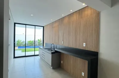 Casa a venda no bairro jardim com o acabamento  de alto padrão.