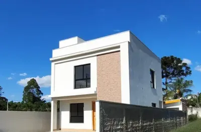 Sobrado moderno em condomínio fechado no jardim carvalho com 2 suítes e edícula