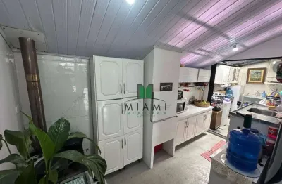 Casa com 3 dormitórios à venda, 50 m² por R$ 320.000,00 - Boqueirão - Curitiba/PR