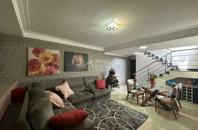 Sobrado de 180m², 5 dormitórios, 5 suíte, lavabo, armários planejados, 4 vaga de garagem coberta .