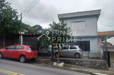 Alugo sobrado no jaraguá - 3 quartos, garagem e ótima localização