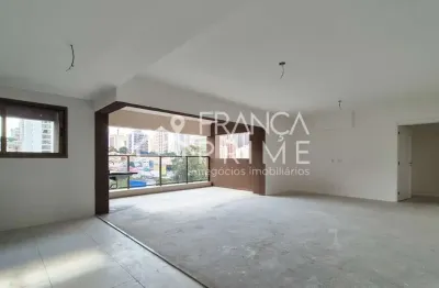 Design sofisticado com traços elegantes e ângulos inesperados