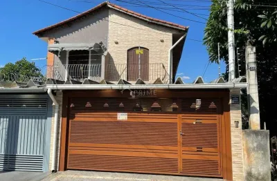 Sobrado 3 dorms, 1 suite, sistema se segurança, 2 vagas de carro, piso frio,portão automatic