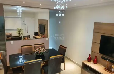 Casa 3 quartos todos decorados móveis alto padrão com espelhos 1 suíte com ar condicionado, varanda