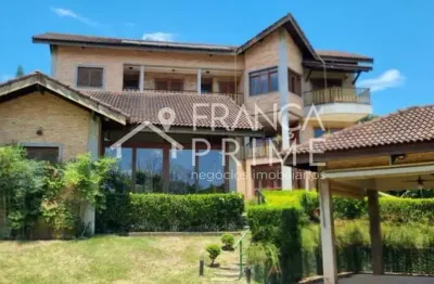 Vendo casa em condomínio fechado ? alto padrão, 5 suítes  1.550m² de terreno  lazer completo