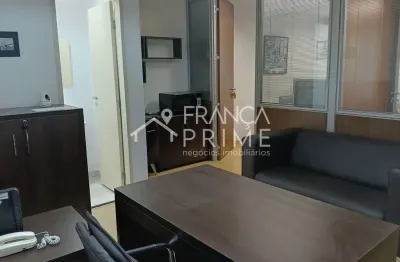 Conjunto Comercial Pronto e Mobiliado no New Worker Tower, Barra Funda, Alto Padrão (Classe A) .