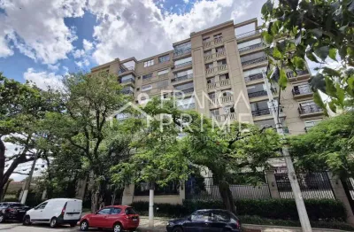 "O Refúgio que Você Merece: Cobertura Impecável no Alto da Lapa com o DNA de Luxo do Le Rêve"