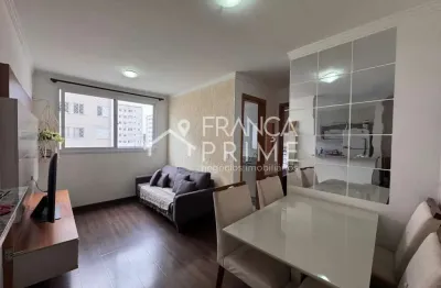 Apartamento mobiliado para locação em andar alto no Jd. Iris