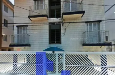 Kit à venda no bairro boqueirão em praia grande, a uma quadra da praia.