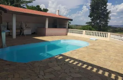 Chácara / sítio com 2 quartos à venda na Rua Dois, 213, Jardim Santa Hermínia, São José dos Campos