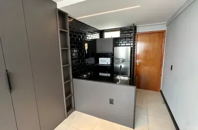 Lindo flat no coração de boa viagem, $300,mil. a poucos metros do shopping recife, .