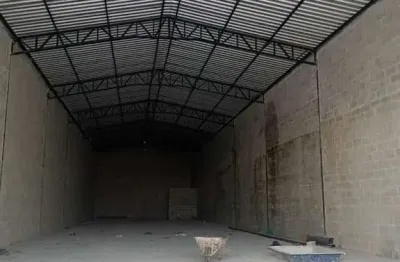 Barracão / Galpão / Depósito para alugar no Recreio, Rio das Ostras 