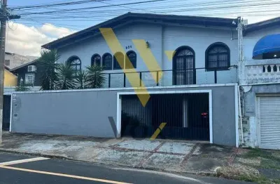 Casa Comercial para Locação em Campinas-SP, Bairro Chácara da Barra: Estrutura completa para escritório com 2 Vagas de Garagem.