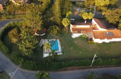 Linda casa com 5 quartos no condomínio veleiros de ibiúna próxima à náutica.