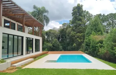 Casa nova com linda vista da represa no condomínio veleiros de ibiúna
