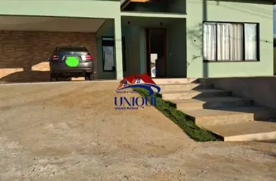 Linda casa de condomínio em terreno de 1000m² à venda em boituva -sp