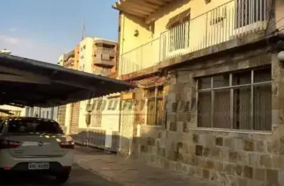 Casa em condomínio fechado com 3 quartos à venda na rua barão, 624, praça seca, rio de janeiro, 230 m2 por r$ 399.000