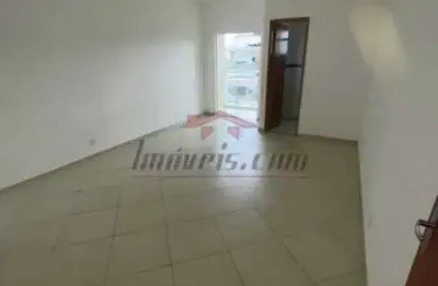 Casa em condomínio fechado com 2 quartos à venda na rua caçu, 150, taquara, rio de janeiro, 120 m2 por r$ 360.000