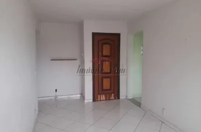 Apartamento com 2 quartos à venda na rua paulo moreira da silva, 290, taquara, rio de janeiro, 48 m2 por r$ 120.000