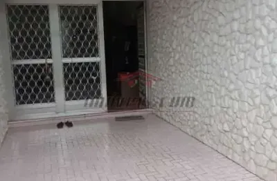 Casa com 4 quartos à venda na rua jerônimo pinto, 10, campinho, rio de janeiro, 200 m2 por r$ 640.000