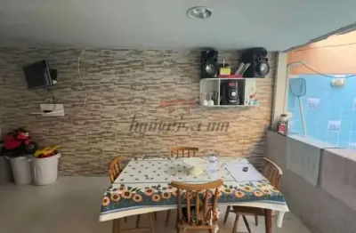 Casa com 3 quartos à venda na rua comendador pinto, 160, campinho, rio de janeiro, 145 m2 por r$ 440.000