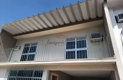 Casa em condomínio fechado com 3 quartos à venda na estrada do tindiba, 1040, pechincha, rio de janeiro, 220 m2 por r$ 579.990