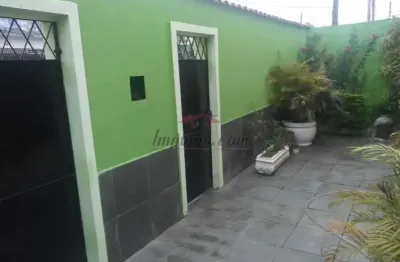 Casa com 3 quartos à venda na rua mambares, 200, marechal hermes, rio de janeiro, 130 m2 por r$ 450.000