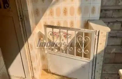 Casa com 1 quarto para alugar na rua capitão menezes, 1183, praça seca, rio de janeiro, 45 m2 por r$ 900
