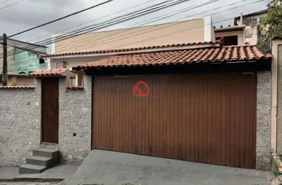 Casa com 3 quartos à venda na Rua Professor Henrique Costa, 609, Pechincha, Rio de Janeiro