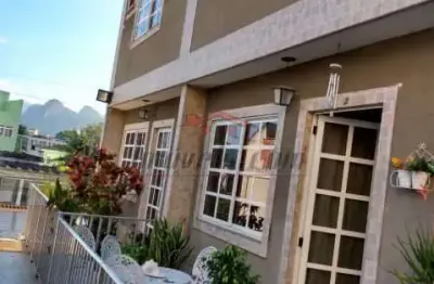 Casa em condomínio fechado com 2 quartos à venda na rua tribuna, 35, taquara, rio de janeiro, 75 m2 por r$ 310.000