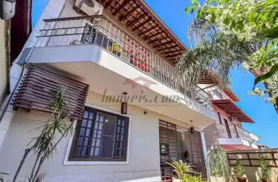 Casa em condomínio fechado com 4 quartos à venda na estrada do cafundá, 604, tanque, rio de janeiro, 150 m2 por r$ 629.000