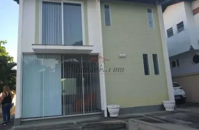Casa em condomínio fechado com 4 quartos à venda na rua percy lau, 73, pechincha, rio de janeiro, 221 m2 por r$ 729.000