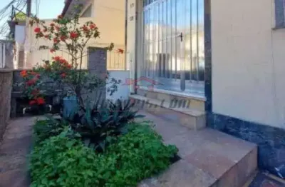 Apartamento com 2 quartos à venda na rua luiz beltrão, 881, vila valqueire, rio de janeiro, 73 m2 por r$ 290.000