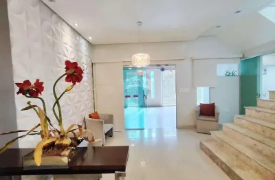 Vendo casa no aleixo com 4 quartos, sendo 3 suítes, residencial fechado, residencial joaquim ribeiro..