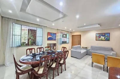 Casa com 4 quartos à venda na Rua das Safiras, 13, Nossa Senhora das Graças, Manaus