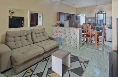 Casa com 3 quartos à venda na Rua Maragogipe, 37, Lírio do Vale, Manaus